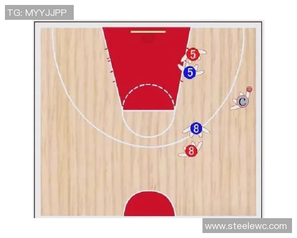 以中锋为核心打造全新战术体系 提升篮球比赛中的进攻与防守效果